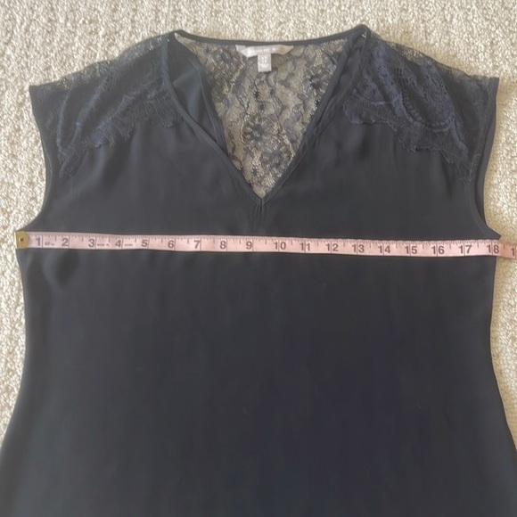Banana Republic Women’s Black Lace Back Sleeveless Top Size XS - Picture 9 of 11